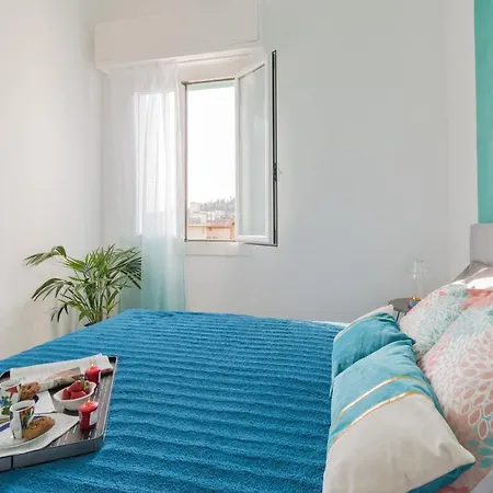 Lägenhet Casa Acqua Marina - 1 Min From The Sea, Wi-fi & Air Conditioning, Sea View Balcony