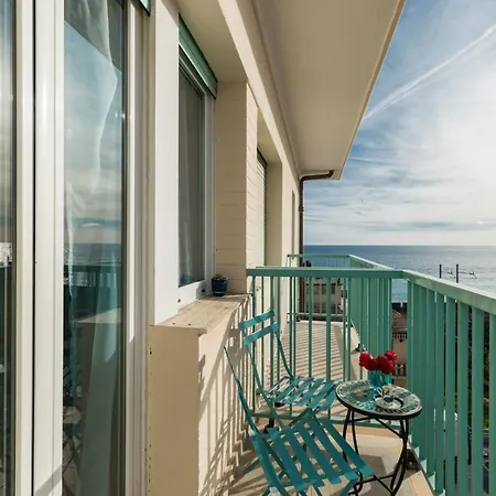 Apartment Casa Acqua Marina - 1 Min From The Sea, Wi-fi & Air Conditioning, Sea View Balcony *