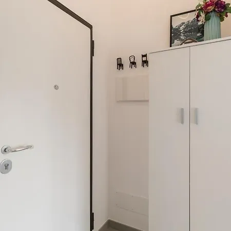 Casa Acqua Marina - 1 Min From The Sea, Wi-fi & Air Conditioning, Sea View Balcony *