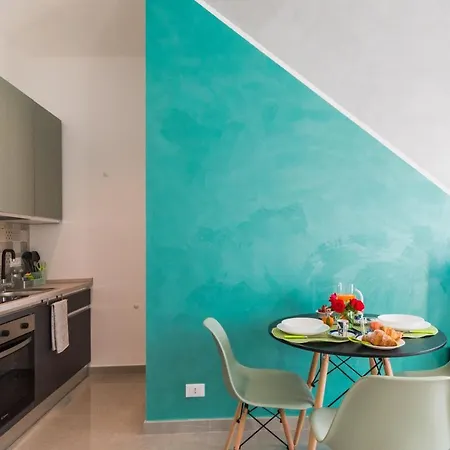Casa Acqua Marina - 1 Min From The Sea, Wi-fi & Air Conditioning, Sea View Balcony