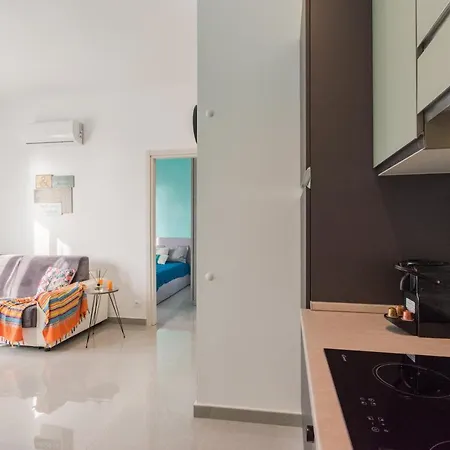 Apartmán Casa Acqua Marina - 1 Min From The Sea, Wi-fi & Air Conditioning, Sea View Balcony *