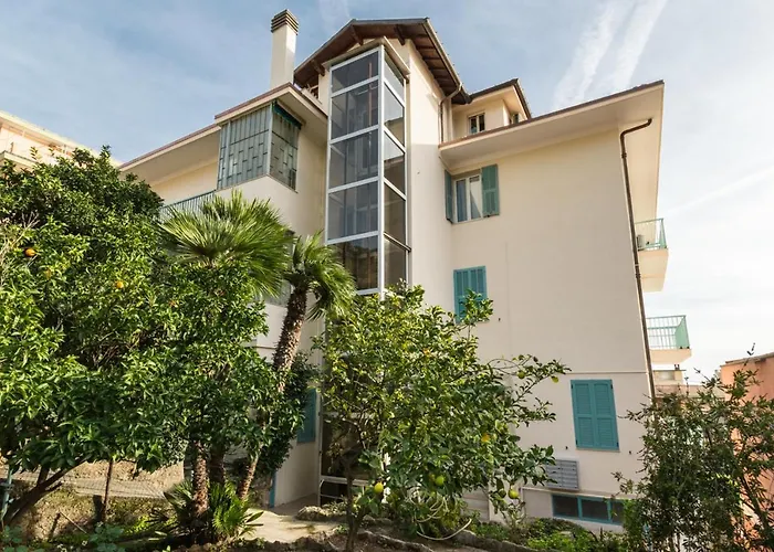 Casa Acqua Marina - 1 Min From The Sea, Wi-fi & Air Conditioning, Sea View Balcony Apartamento